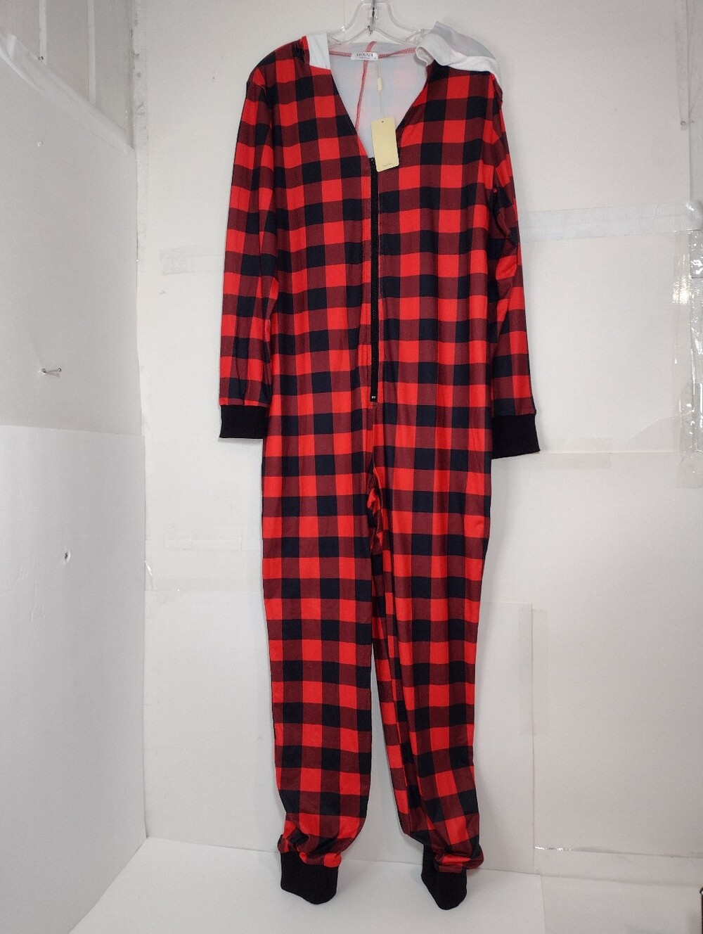 Ekouaer Red and Black Buffalo Plaid One-Piece Hooded Pajamas. (XL)